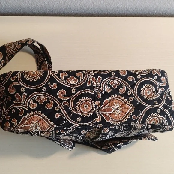 Vera Bradley EUC - Picture 4 of 6